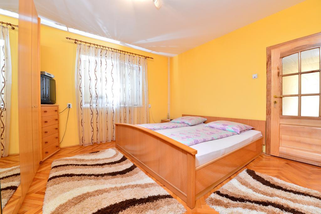 Casa Vio Ξενοδοχείο Haţeg Εξωτερικό φωτογραφία